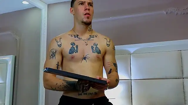 JacobRhude  online show from October 21, 2025, 1:23 pm