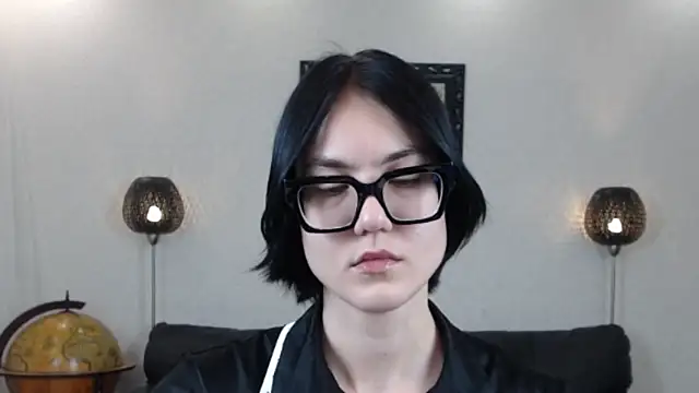 Marie Fitch online show from October 22, 2025, 3:56 pm