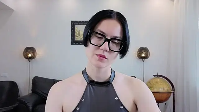Marie Fitch online show from July 8, 2026, 4:06 am
