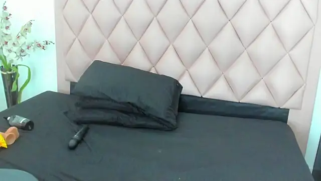 Snapshot of Rosse__Carter1 chatting on June 3, 2026, 8:36 pm Rosse Carter1 online show from June 3, 2026, 8:36 pm