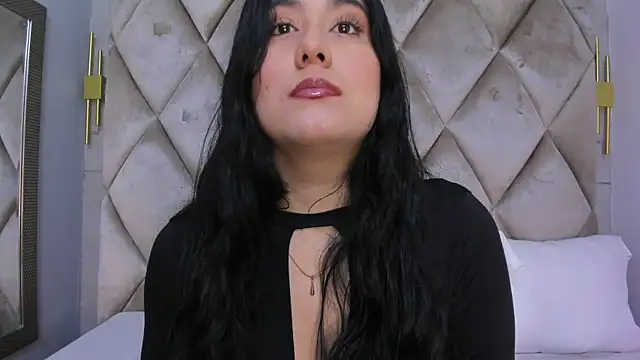 GabyParker  online show from March 25, 2026, 12:33 pm