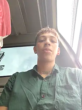 Snapshot of _DAEMON_666 chatting on October 19, 2025, 7:47 pm DAEMON 666 online show from October 19, 2025, 7:47 pm