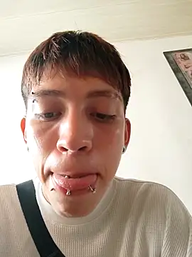 Snapshot of _DAEMON_666 chatting on November 10, 2025, 5:12 pm DAEMON 666 online show from November 10, 2025, 5:12 pm