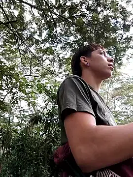 Snapshot of _DAEMON_666 chatting on November 16, 2025, 5:07 pm DAEMON 666 online show from November 16, 2025, 5:07 pm