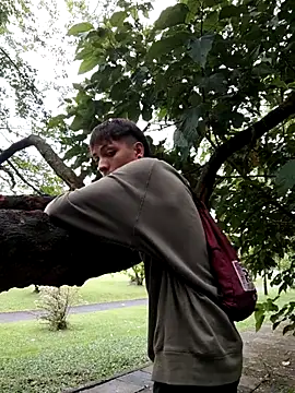 Snapshot of _DAEMON_666 chatting on November 30, 2025, 8:35 pm DAEMON 666 online show from November 30, 2025, 8:35 pm