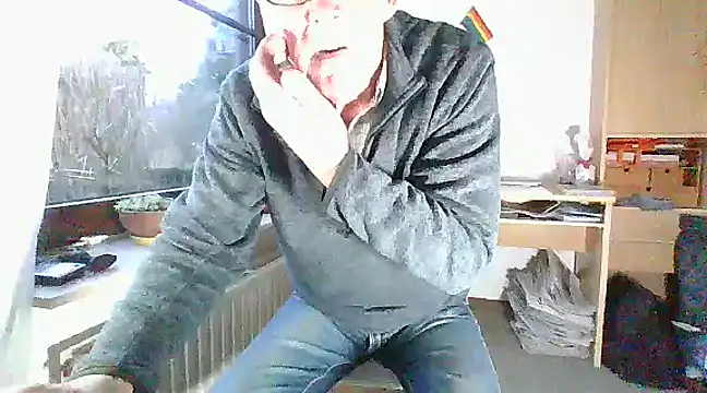 Snapshot of super-snoopy chatting on December 22, 2024, 3:00 pm super-snoopy online show from December 22, 2024, 3:00 pm