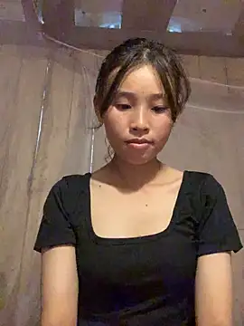 Han-han123 online show from October 9, 2025, 4:21 am