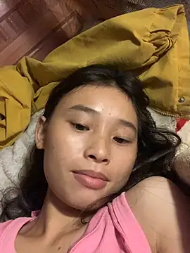 Han-han123 online show from November 11, 2025, 9:37 pm