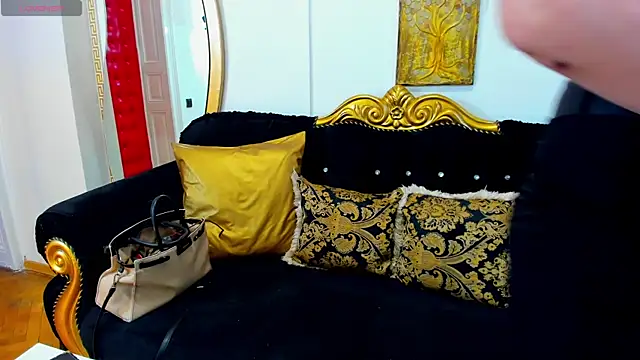 AlenaRios online show from February 25, 2026, 5:28 am