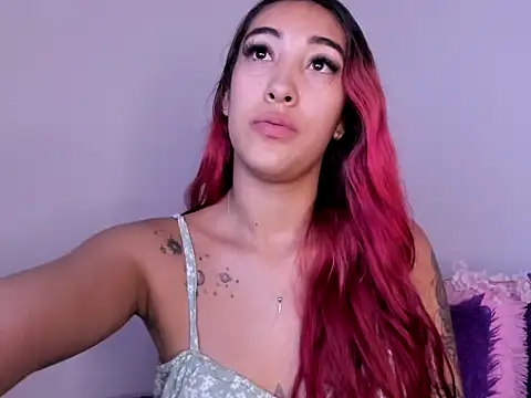 Snapshot of HeidyRousse chatting on November 14, 2025, 9:41 am HeidyRousse online show from November 14, 2025, 9:41 am