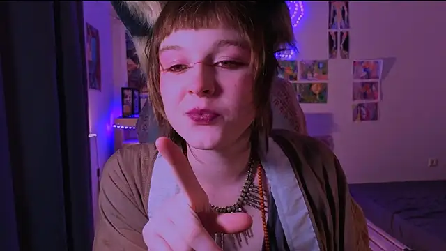 liquid0fluid0 online show from November 10, 2025, 4:17 pm