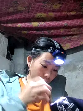 gio-thu online show from March 5, 2026, 2:13 pm