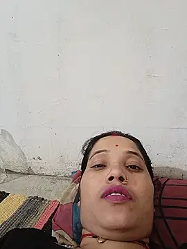 Snapshot of Cuty_tanya chatting on June 1, 2026, 12:07 pm Cuty tanya online show from June 1, 2026, 12:07 pm