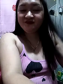 Snapshot of sweetannie13 chatting on February 25, 2026, 7:12 pm sweetannie13 online show from February 25, 2026, 7:12 pm