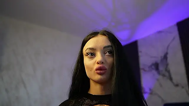 RachelRavee online show from February 23, 2026, 5:27 am