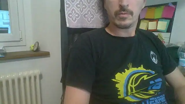 Kawayleo online show from October 21, 2025, 3:35 pm