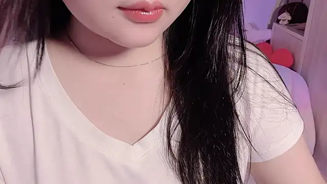 Snapshot of BeChinh_Lee chatting on May 18, 2026, 2:12 pm BeChinh Lee online show from May 18, 2026, 2:12 pm