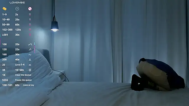 AiFusch online show from November 24, 2025, 8:36 am