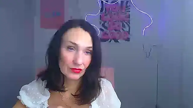 Rosie Rosee online show from March 8, 2026, 12:31 pm