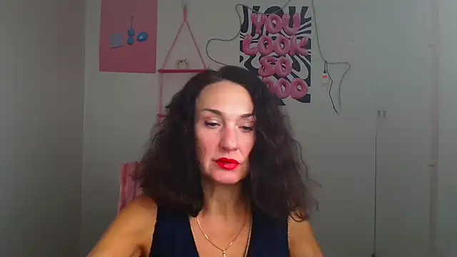 Rosie Rosee online show from March 18, 2026, 12:19 pm