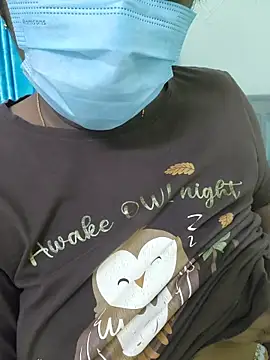 Snapshot of Mo_Nisha chatting on October 11, 2025, 2:15 pm Mo Nisha online show from October 11, 2025, 2:15 pm