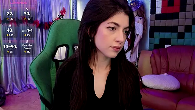 Snapshot of SinWolf_ chatting on October 18, 2025, 7:09 am SinWolf online show from October 18, 2025, 7:09 am