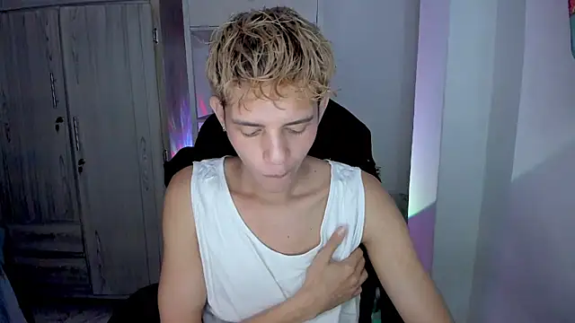 tylernova online show from January 13, 2026, 3:45 am