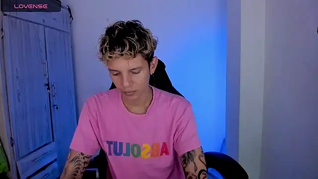 tylernova online show from April 14, 2026, 3:12 am