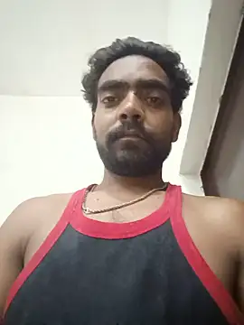Snapshot of ShowedWringer chatting on May 15, 2026, 5:31 pm ShowedWringer online show from May 15, 2026, 5:31 pm