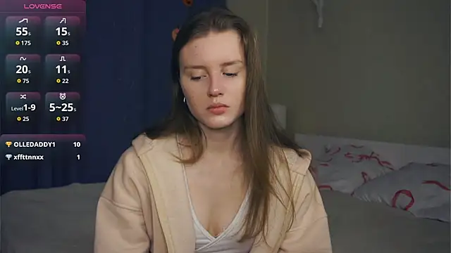 SunRinglein online show from November 14, 2025, 7:23 pm