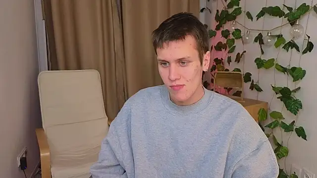 hun1er steele online show from October 21, 2025, 9:04 pm