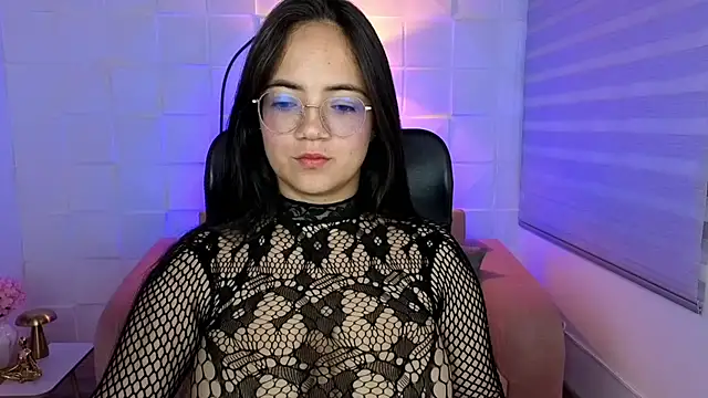 Sasha Grace online show from July 28, 2026, 1:43 pm