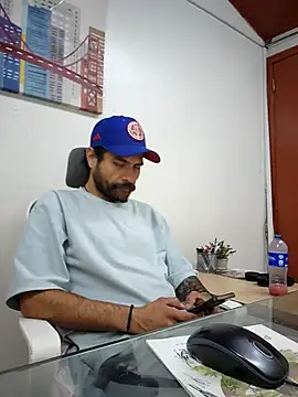 Snapshot of Nateskp_1 chatting on November 16, 2025, 3:17 pm Nateskp 1 online show from November 16, 2025, 3:17 pm