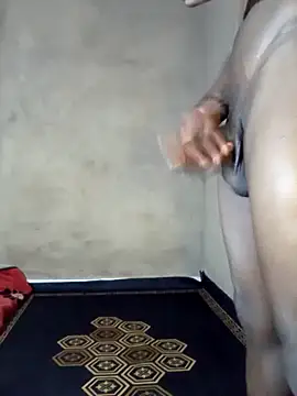 Snapshot of Sugar_DBoy chatting on October 29, 2025, 10:44 pm Sugar DBoy online show from October 29, 2025, 10:44 pm