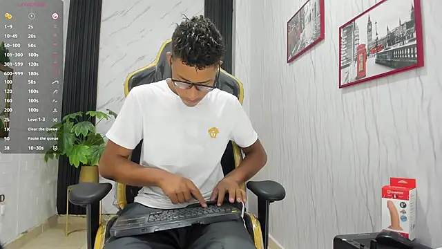 Yeps pluss online show from November 6, 2025, 7:48 pm