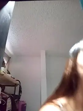 Natacha 02 online show from December 5, 2025, 9:00 pm