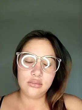 Natacha 02 online show from January 11, 2026, 7:02 am