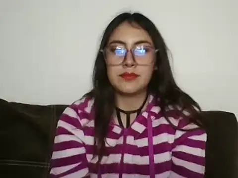 Snapshot of Mar_00c chatting on October 13, 2025, 5:51 am Mar 00c online show from October 13, 2025, 5:51 am