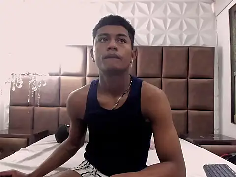 MorenitoDigno online show from October 23, 2025, 7:01 pm