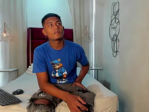 MorenitoDigno online show from October 29, 2025, 7:15 pm