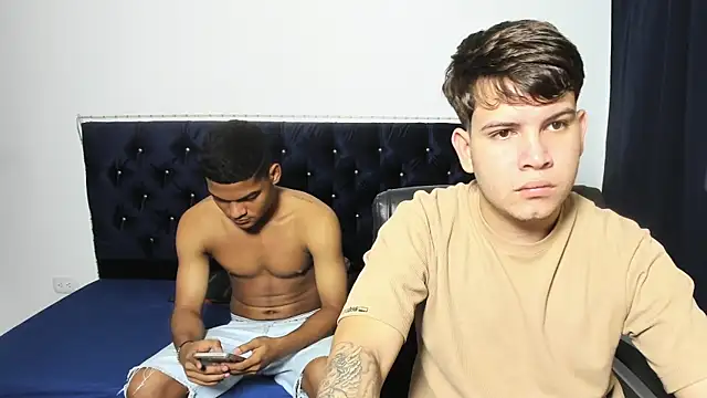 bryan master77 online show from October 17, 2025, 7:38 pm