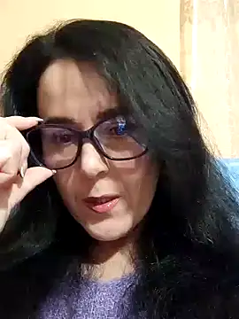 Amelialove42 online show from October 21, 2025, 5:57 pm