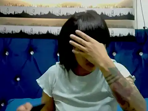 Sweetcaramel88 online show from November 5, 2025, 4:12 am