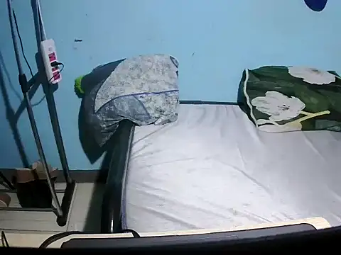 PussyCherry online show from January 15, 2026, 1:26 pm