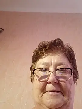 Katherine735 online show from May 21, 2026, 12:12 pm