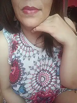 Snapshot of sondimila chatting on May 22, 2026, 12:44 pm sondimila online show from May 22, 2026, 12:44 pm