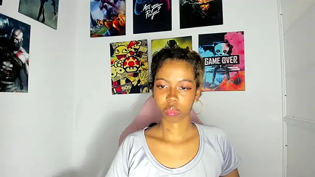 Dakota evans18 online show from October 19, 2025, 5:08 am