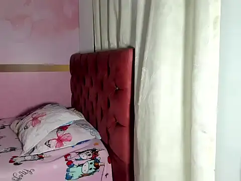 Dakota evans18 online show from October 19, 2025, 10:32 pm