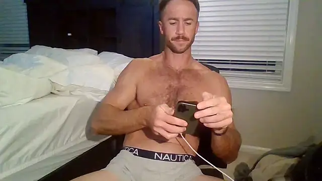 Hammer1128 online show from November 13, 2025, 6:12 am