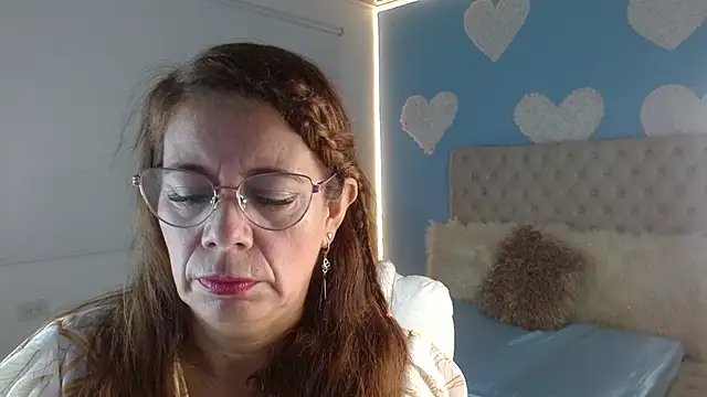Snapshot of channelsmith_55 chatting on April 18, 2026, 1:48 pm channelsmith 55 online show from April 18, 2026, 1:48 pm